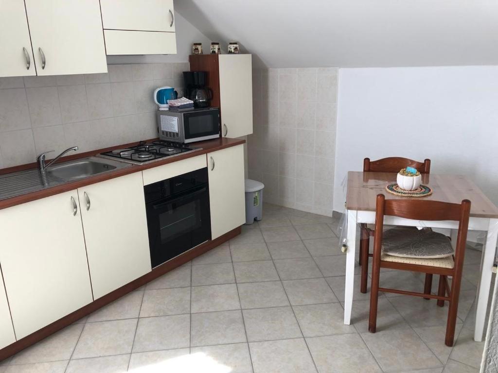 Francis Appartements Пакоштане Экстерьер фото